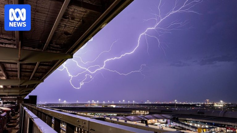 More than 11,000 homes lose power as storms with spectacular lightning ...