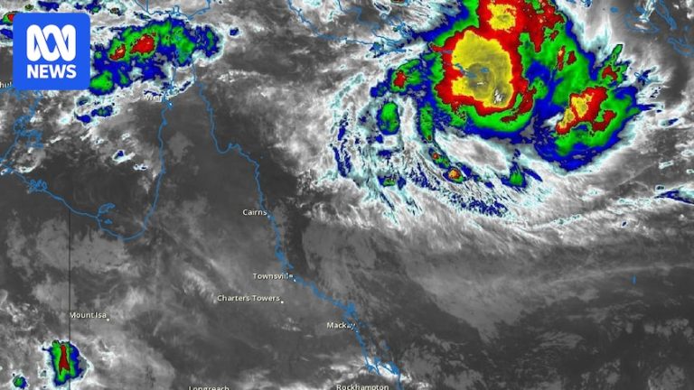 Tropical Cyclone Narelle updates: North Queensland braces as cyclone ...